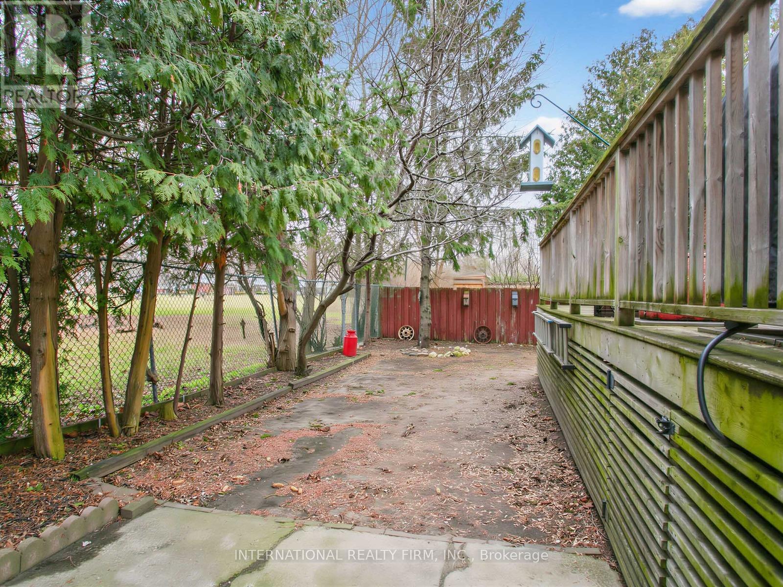 5 Castlebar Road, Toronto, Ontario  M8Z 2J4 - Photo 37 - W12955504