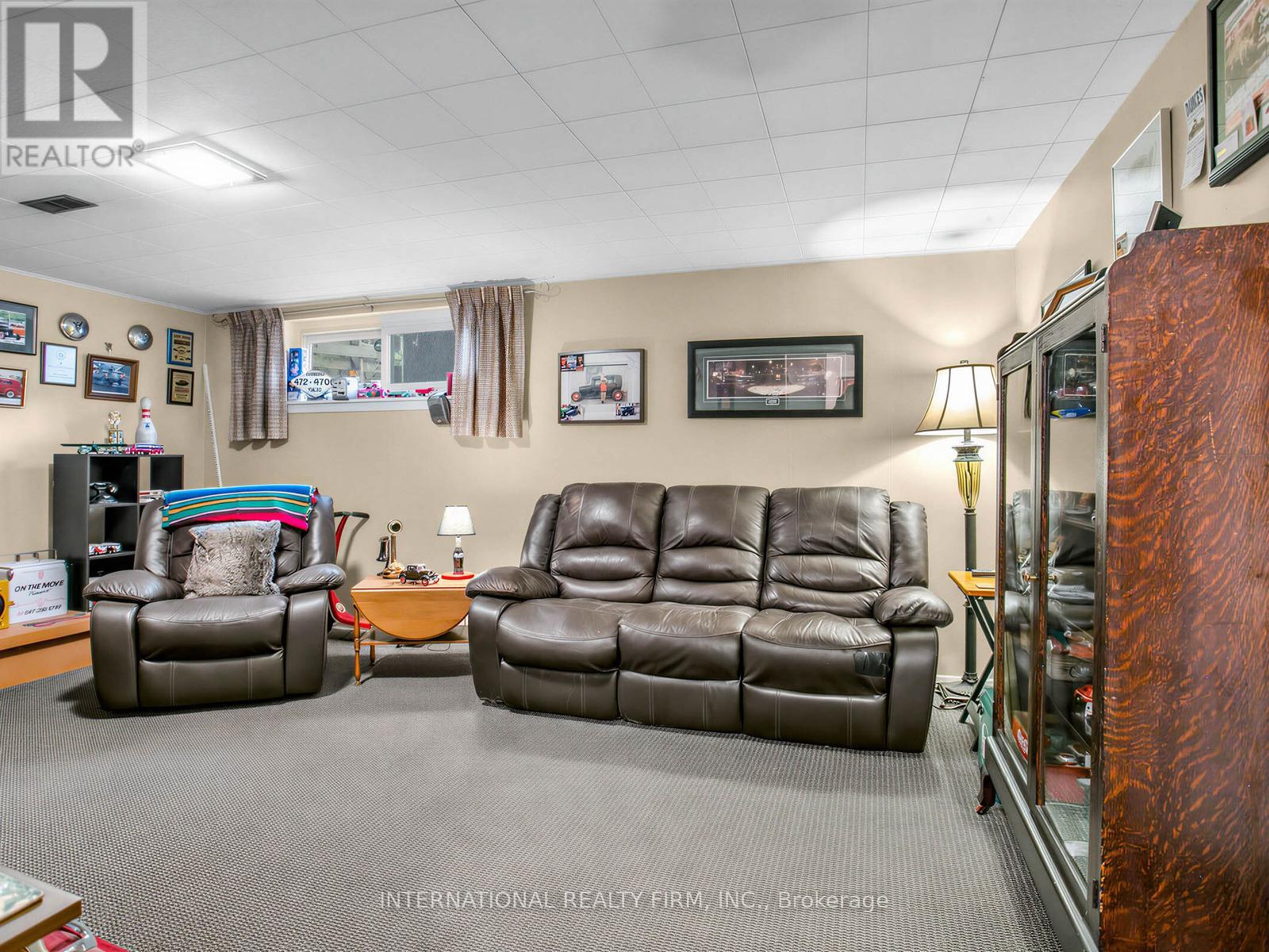 5 Castlebar Road, Toronto, Ontario  M8Z 2J4 - Photo 25 - W12955504