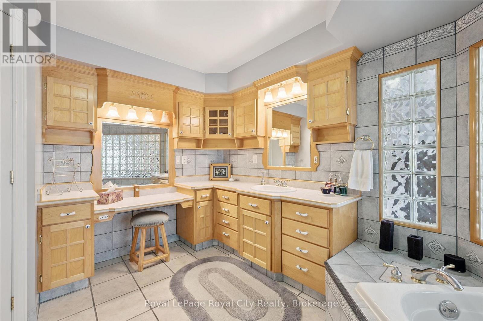 8411 Eramosa/milton Townline, Guelph/eramosa, Ontario  N0B 2K0 - Photo 28 - X12959202