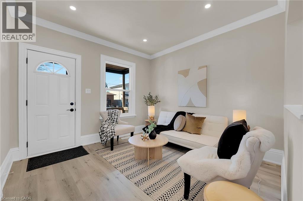 70 Robins Avenue, Hamilton, Ontario  L8H 4N4 - Photo 7 - 40817705