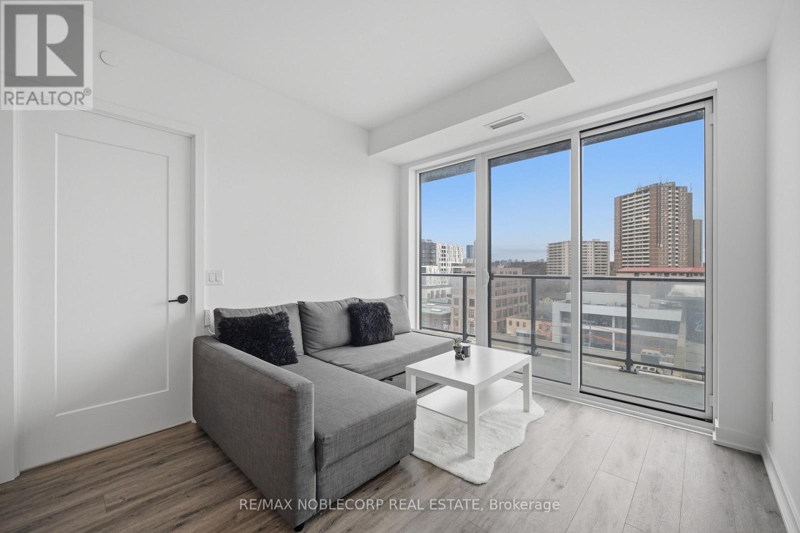 824 - 5 Defries Street, Toronto (Regent Park), Ontario  M5A 3R4 - Photo 13 - C12959198