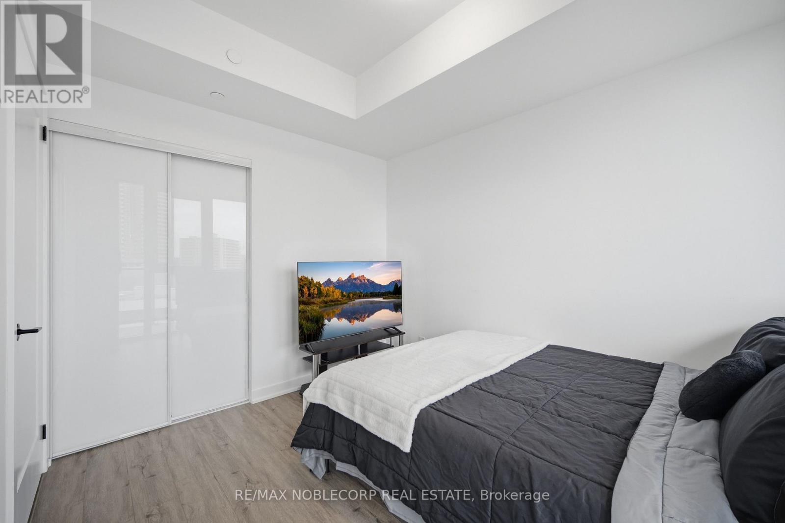 824 - 5 Defries Street, Toronto (Regent Park), Ontario  M5A 3R4 - Photo 20 - C12959198