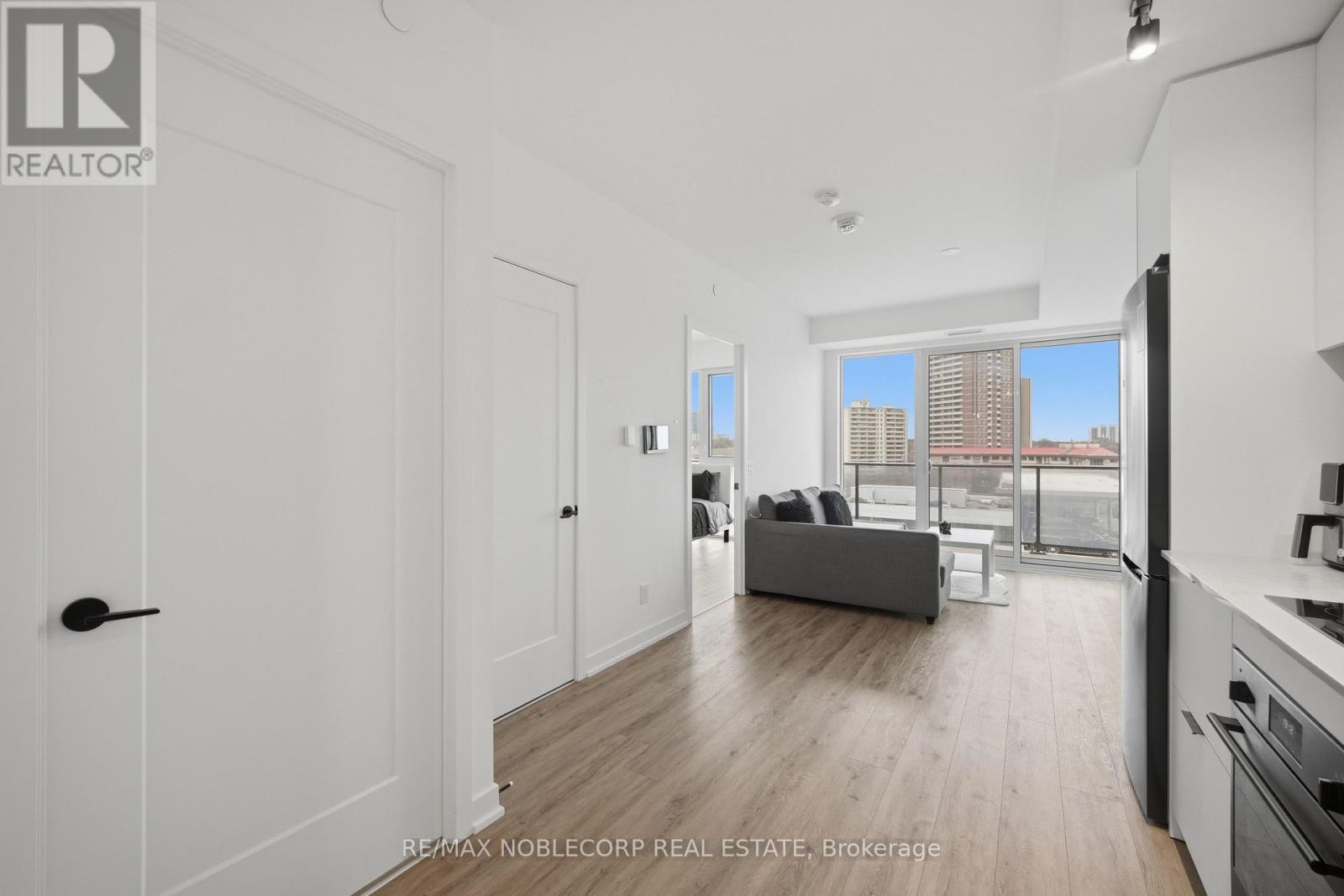 824 - 5 Defries Street, Toronto (Regent Park), Ontario  M5A 3R4 - Photo 6 - C12959198