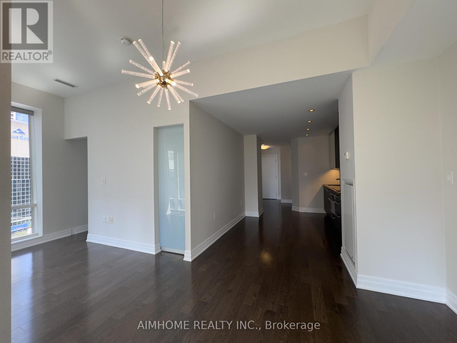 1006 - 8 The Esplanade Avenue, Toronto, Ontario  M5E 0A6 - Photo 17 - C12959216