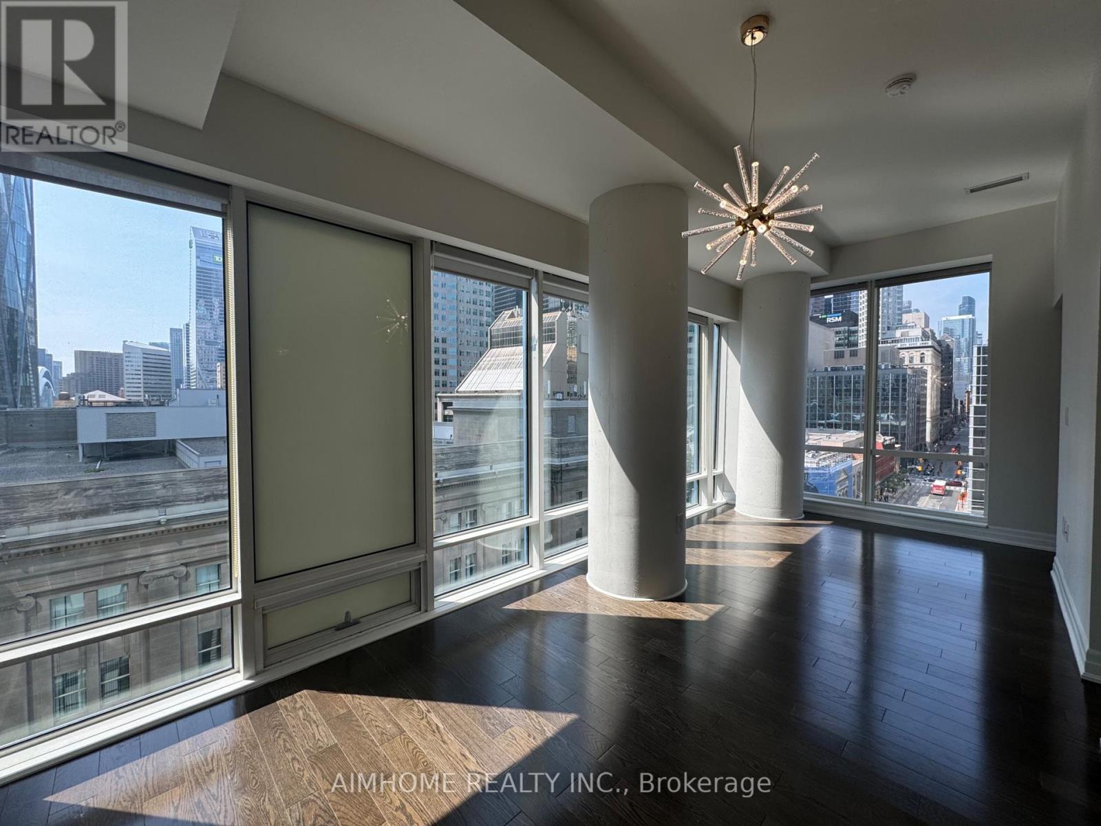 1006 - 8 The Esplanade Avenue, Toronto (Waterfront Communities), Ontario  M5E 0A6 - Photo 18 - C12959220