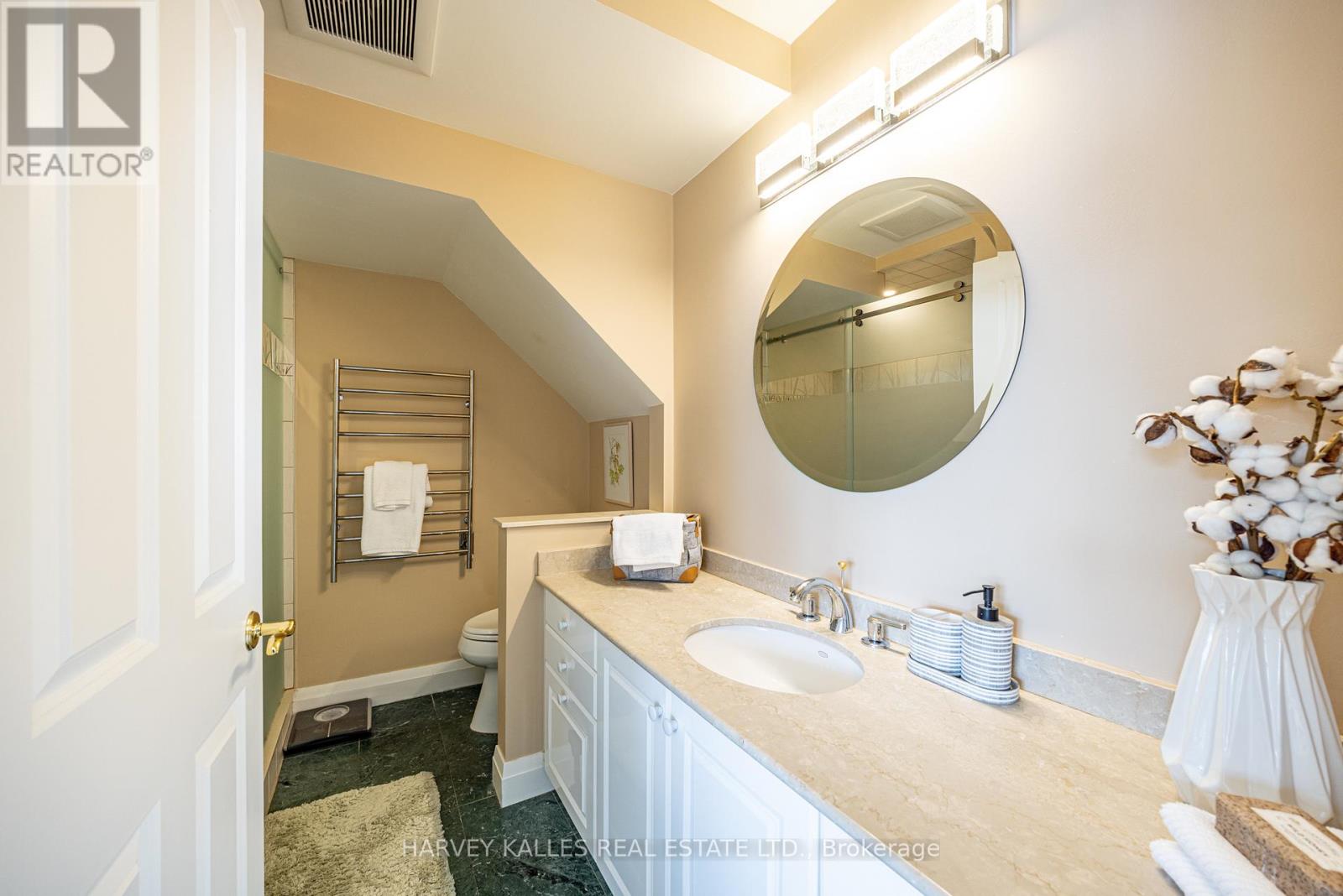 51 Shaftesbury Avenue, Toronto, Ontario  M4T 3B3 - Photo 26 - C12959222