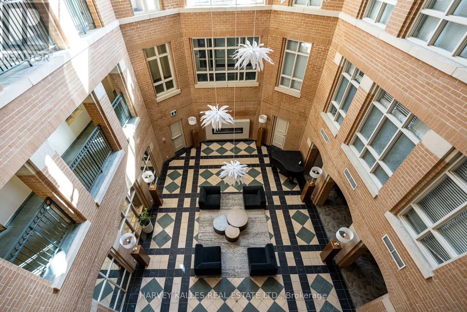 51 Shaftesbury Avenue, Toronto, Ontario  M4T 3B3 - Photo 48 - C12959222