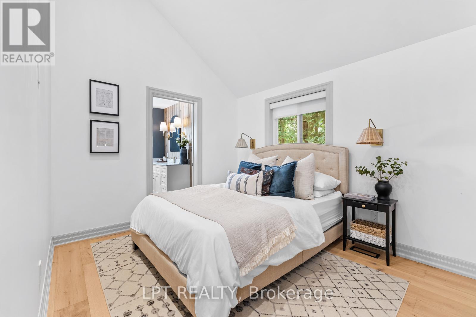 131 Maple Avenue, Georgina (Sutton & Jackson's Point), Ontario  L0E 1R0 - Photo 15 - N12959192