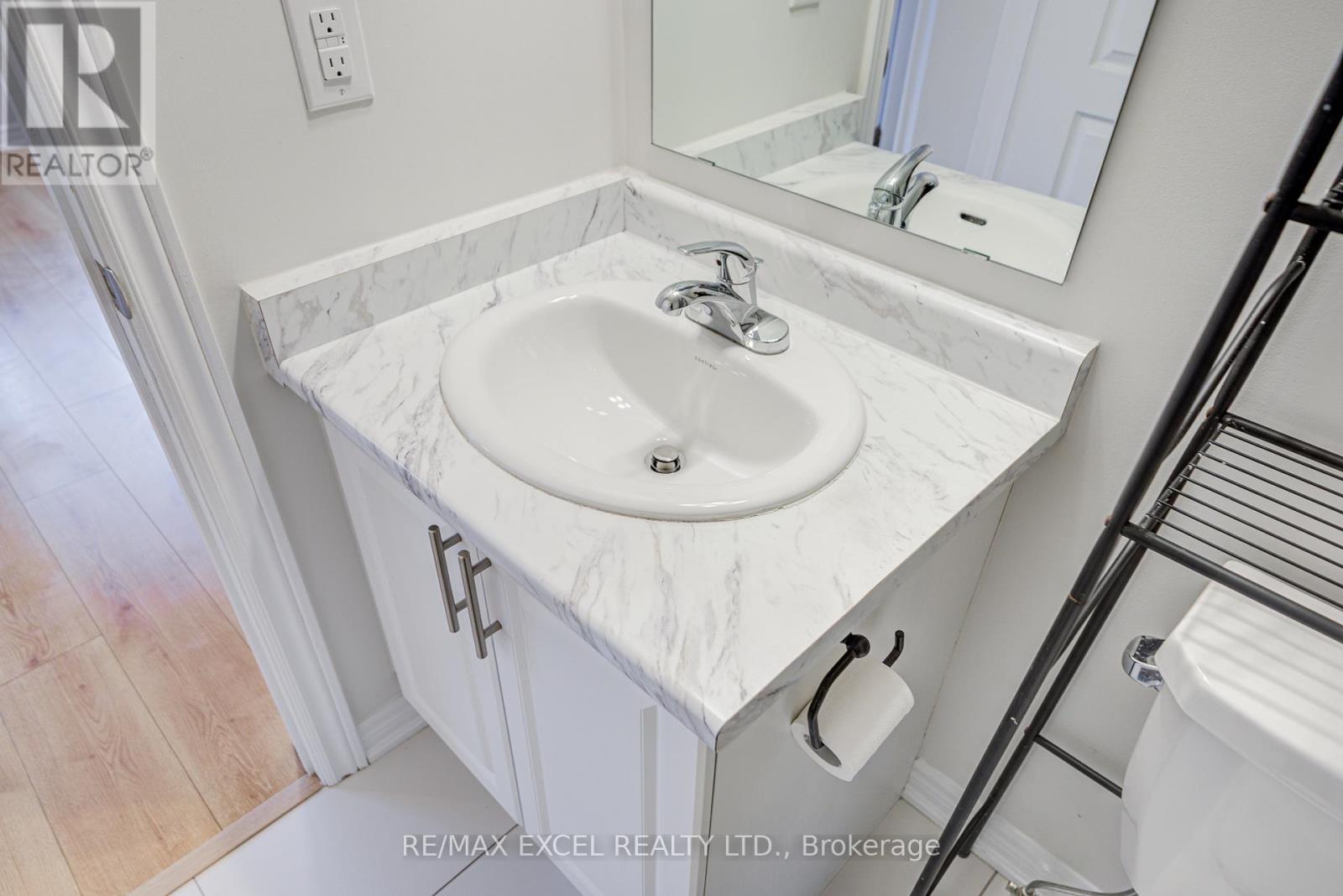 Coach - 172 Webb Street, Markham (Cornell), Ontario  L6B 0V5 - Photo 17 - N12959224