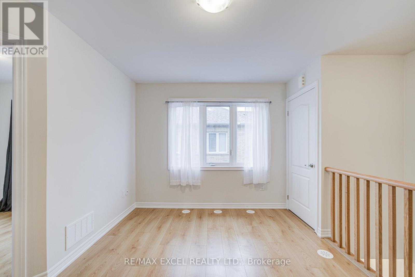 Coach - 172 Webb Street, Markham (Cornell), Ontario  L6B 0V5 - Photo 8 - N12959224