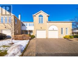 25 HEATHCLIFFE SQUARE, Brampton, Ontario