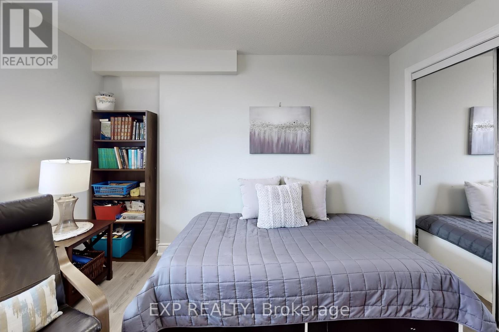 202 - 1300 Mississauga Valley Boulevard, Mississauga, Ontario  L5A 3S9 - Photo 27 - W12959232