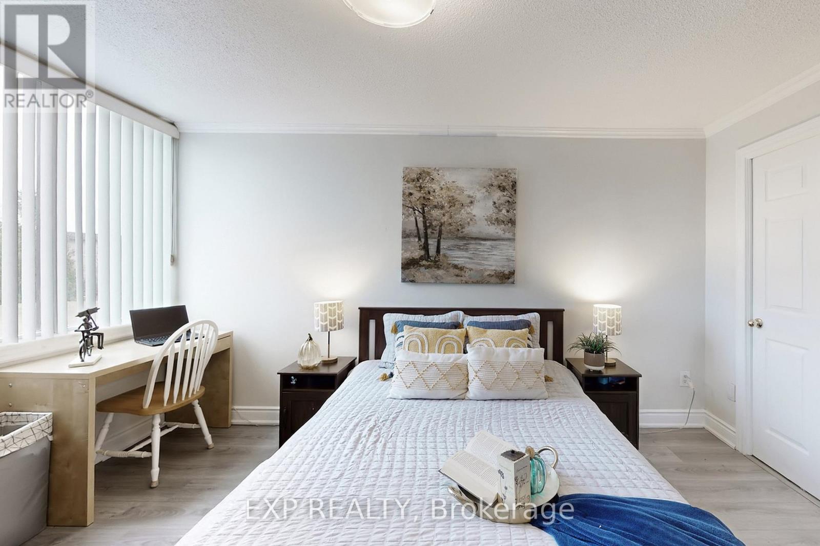 202 - 1300 Mississauga Valley Boulevard, Mississauga, Ontario  L5A 3S9 - Photo 32 - W12959232