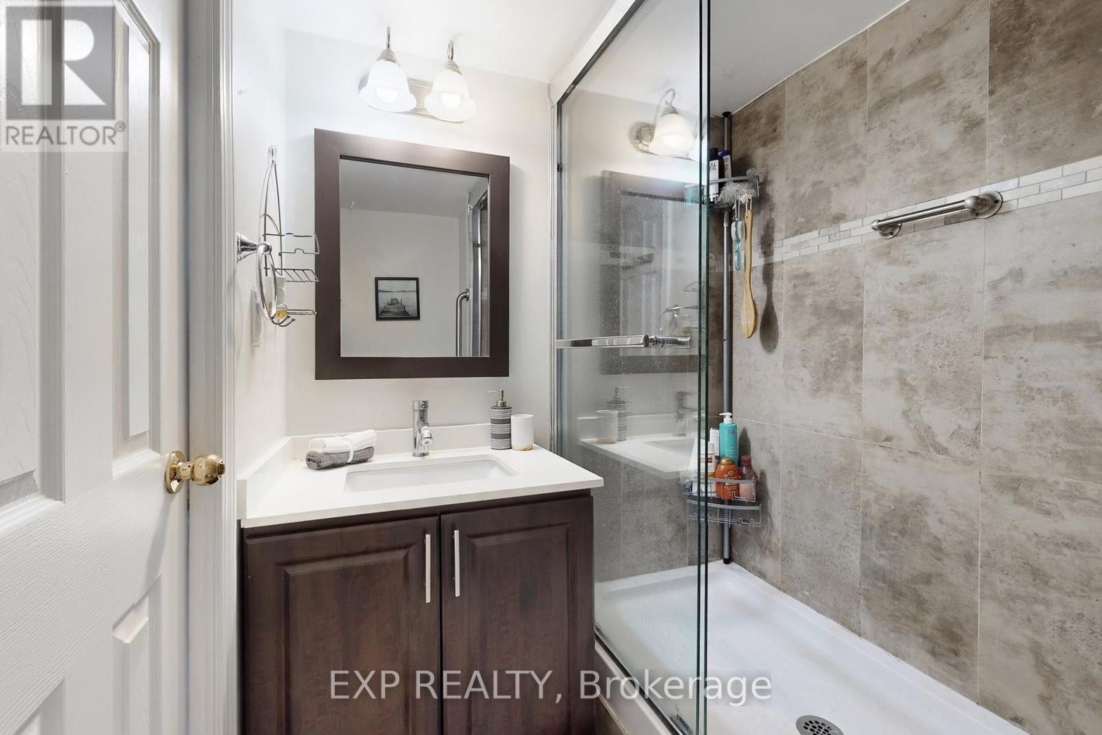 202 - 1300 Mississauga Valley Boulevard, Mississauga, Ontario  L5A 3S9 - Photo 33 - W12959232