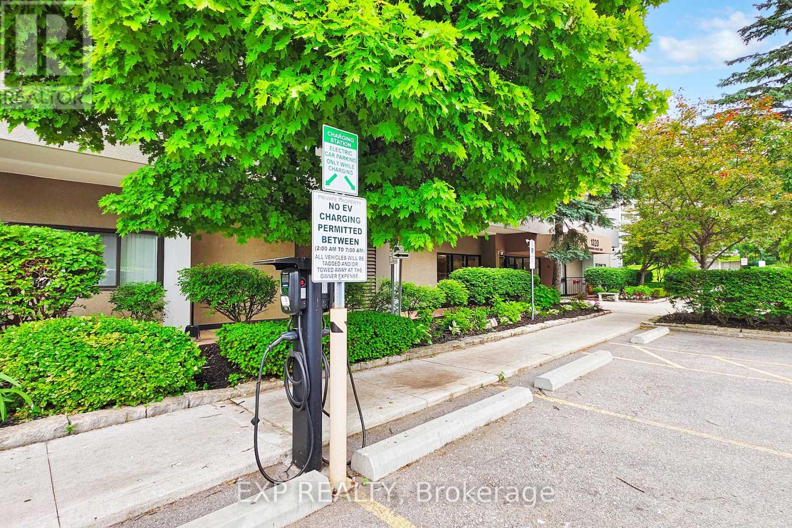 202 - 1300 Mississauga Valley Boulevard, Mississauga, Ontario  L5A 3S9 - Photo 50 - W12959232