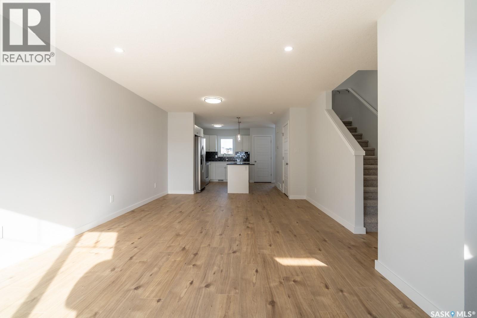 1775 Red Spring Street, Regina, Saskatchewan  S4Y 0G4 - Photo 4 - SK031805