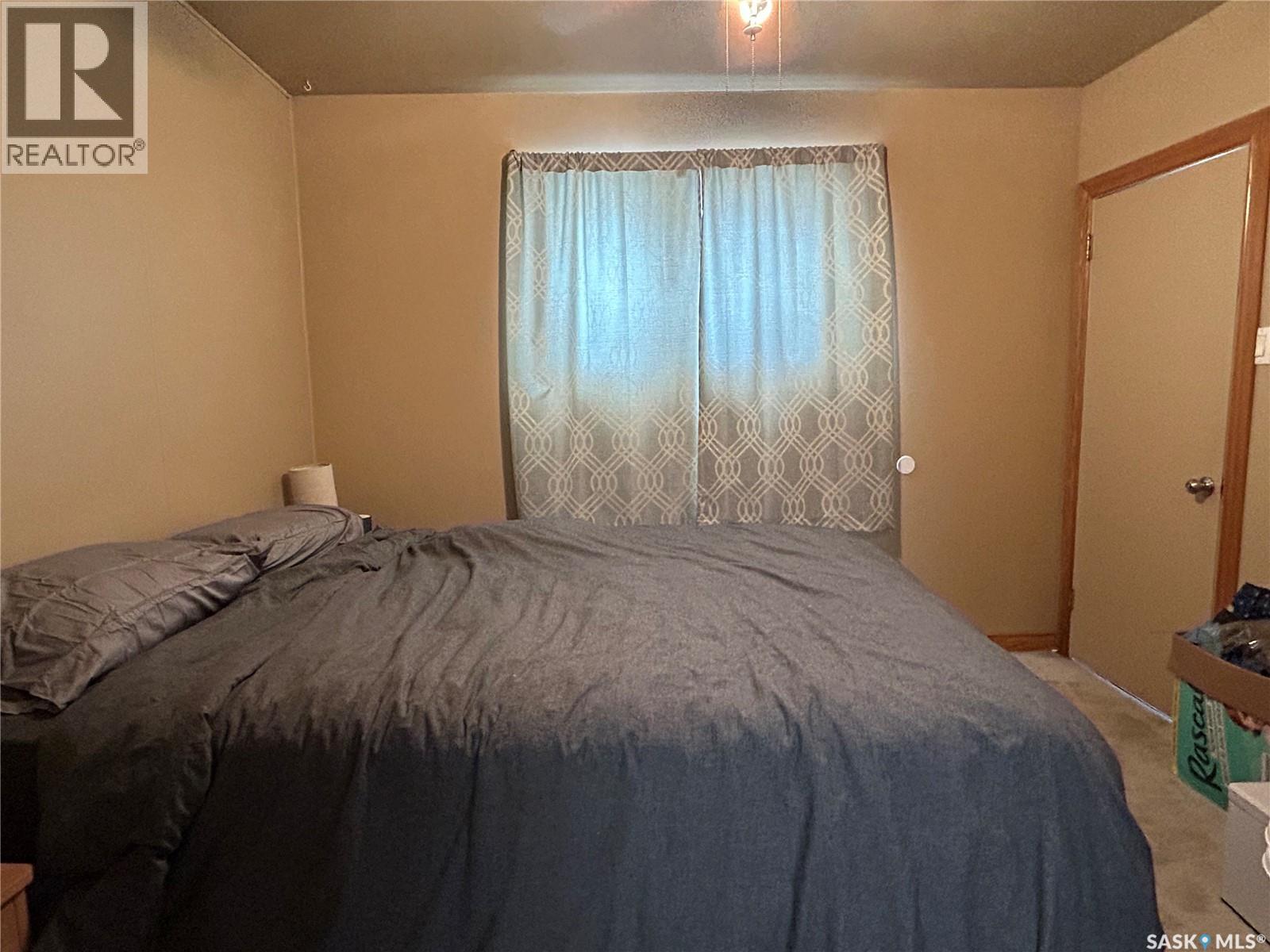 810 2nd Street, Estevan, Saskatchewan  S4A 0L2 - Photo 14 - SK031975