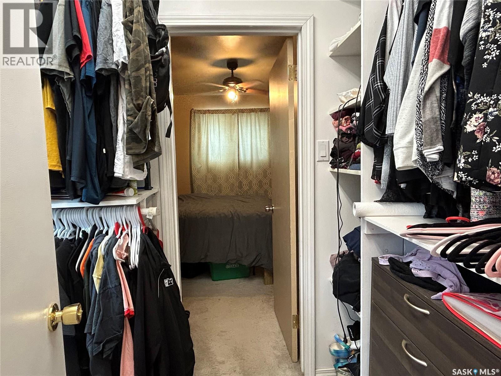 810 2nd Street, Estevan, Saskatchewan  S4A 0L2 - Photo 15 - SK031975