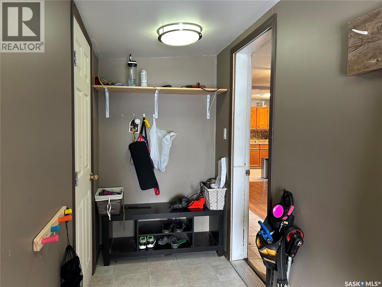 810 2nd Street, Estevan, Saskatchewan  S4A 0L2 - Photo 21 - SK031975