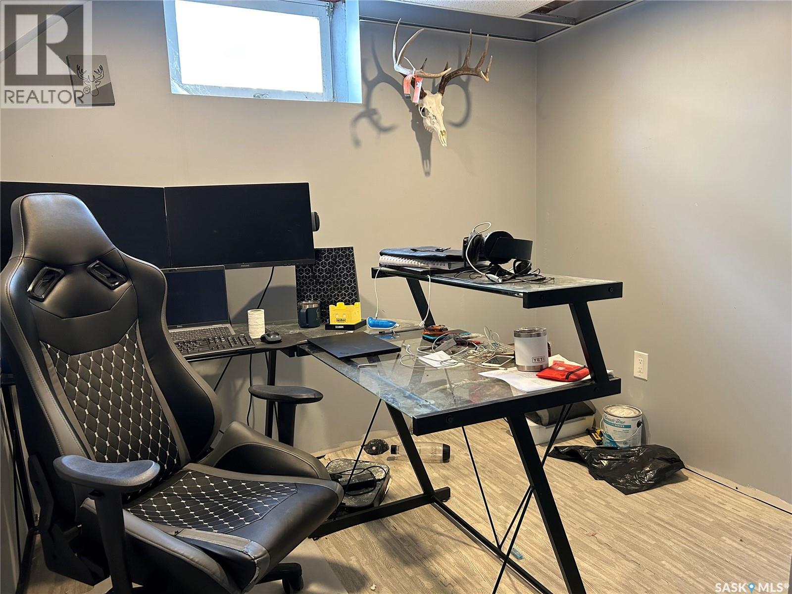 810 2nd Street, Estevan, Saskatchewan  S4A 0L2 - Photo 24 - SK031975