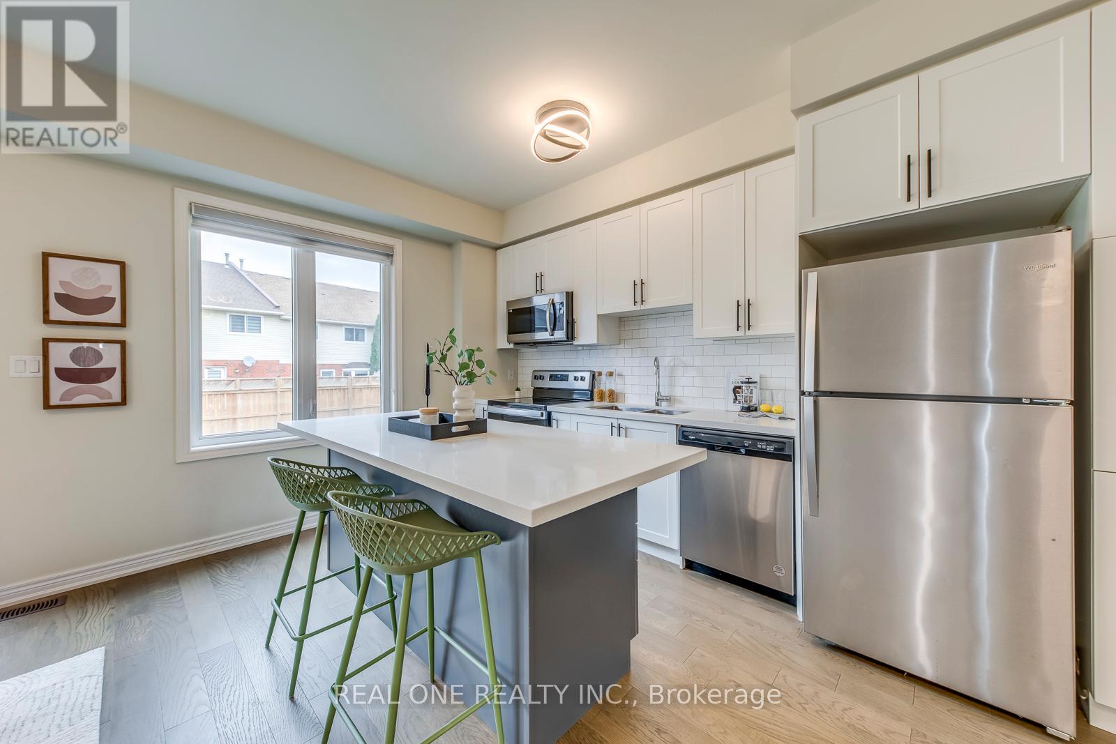 27 Genoa Drive, Hamilton, Ontario  L9B 0K1 - Photo 16 - X12959212