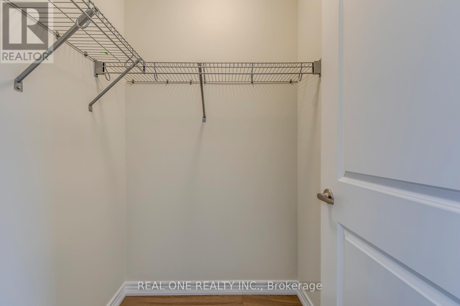 27 Genoa Drive, Hamilton, Ontario  L9B 0K1 - Photo 28 - X12959212