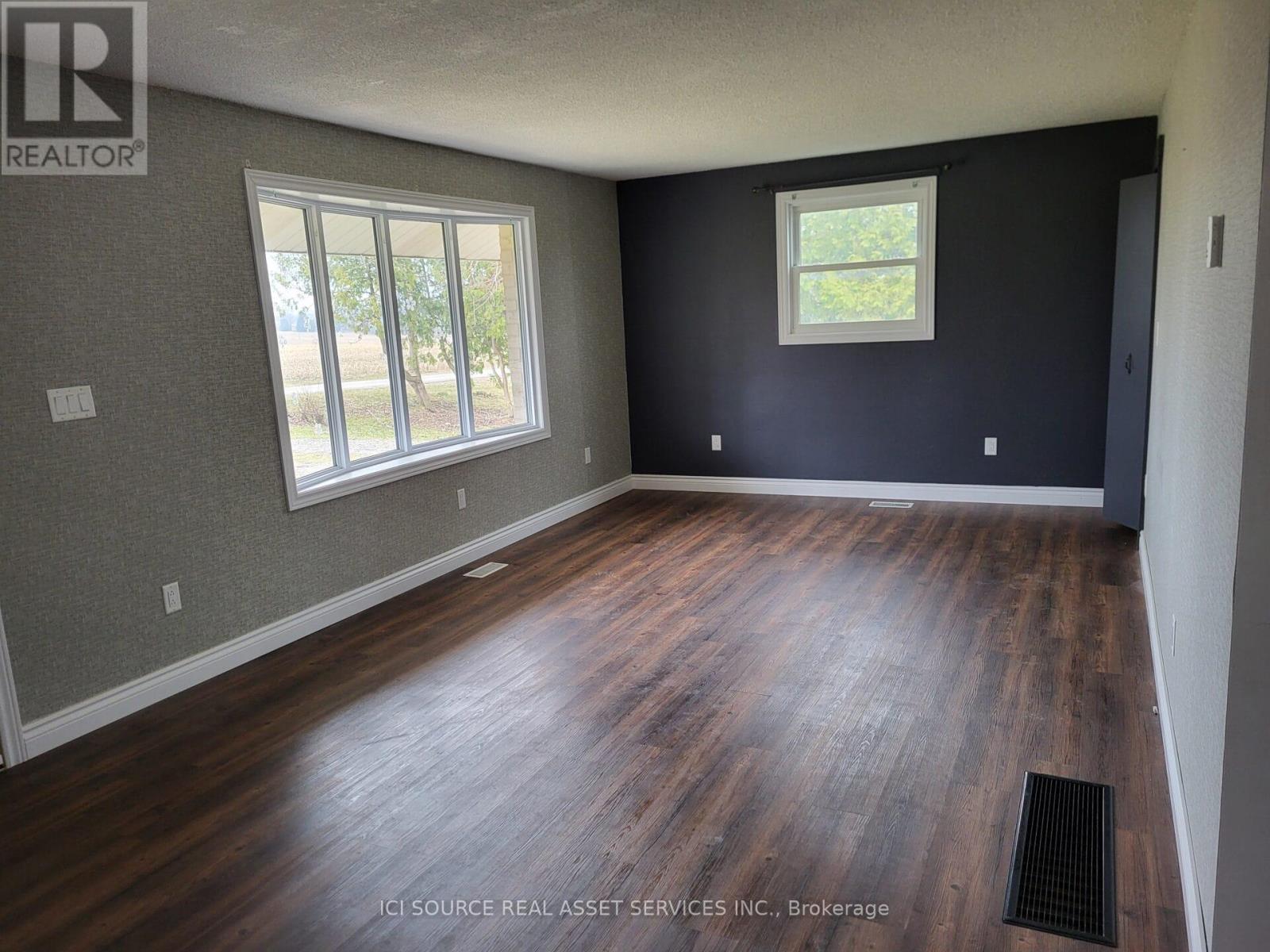 525339 Oxford Center Road, Norwich, Ontario  N4S 7W3 - Photo 2 - X12959230