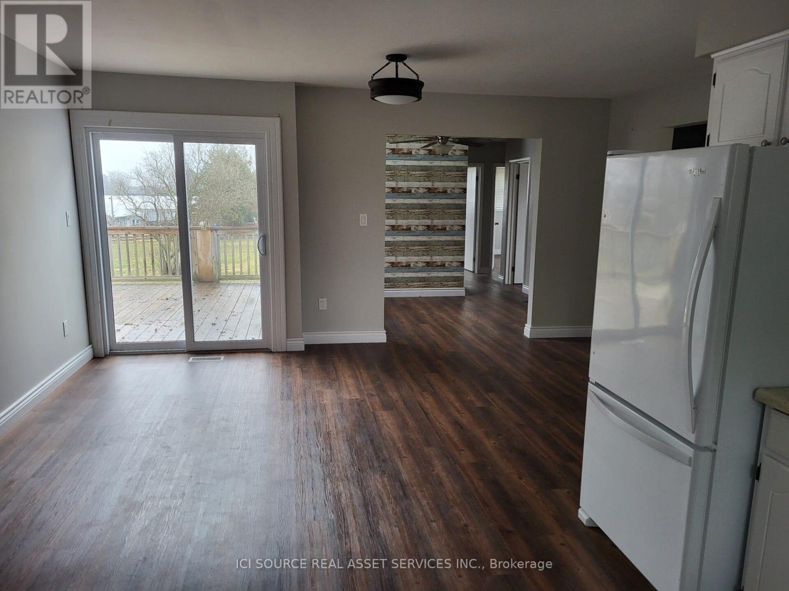 525339 Oxford Center Road, Norwich, Ontario  N4S 7W3 - Photo 5 - X12959230