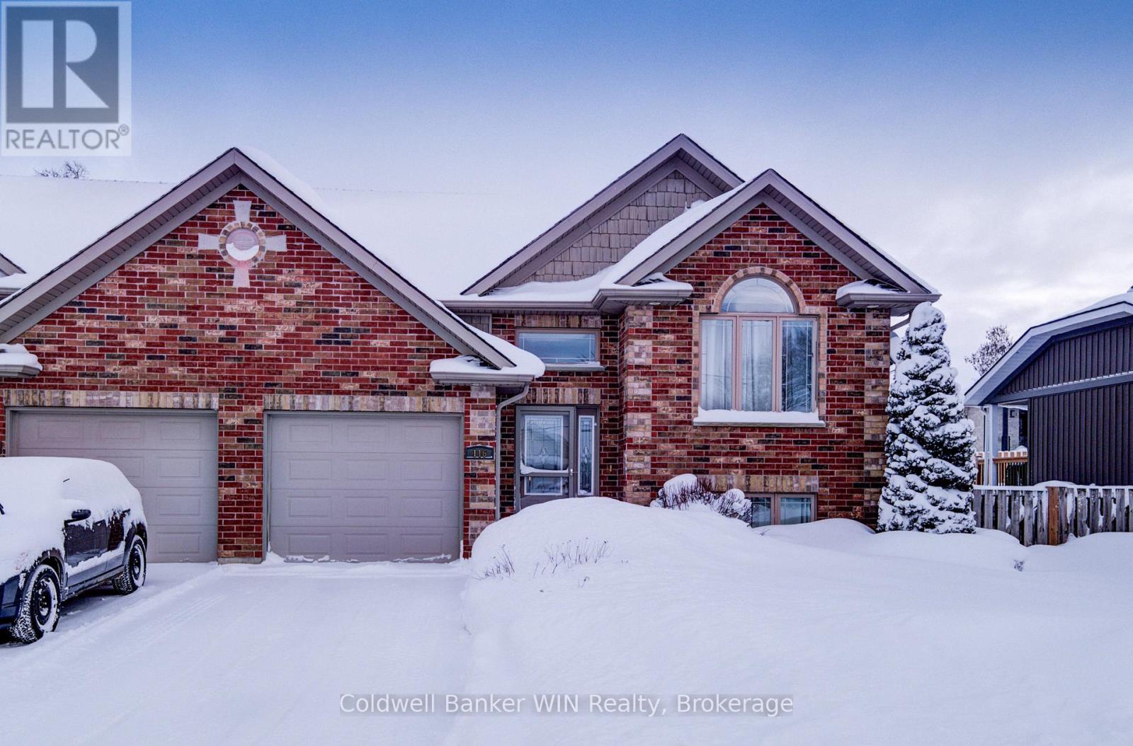 116 Church Street N, Wellington North, Ontario  N0G 2L2 - Photo 2 - X12793490