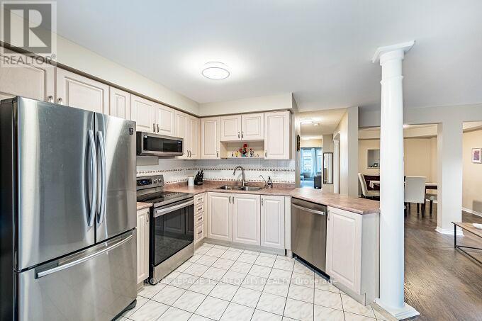 6039 Castlegrove Court, Mississauga, Ontario  L5N 7A8 - Photo 15 - W12958308