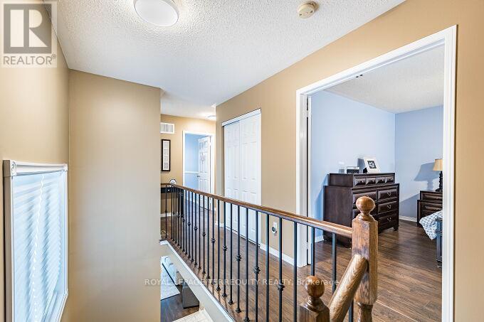 6039 Castlegrove Court, Mississauga, Ontario  L5N 7A8 - Photo 21 - W12958308