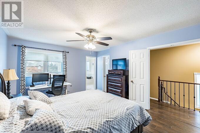 6039 Castlegrove Court, Mississauga, Ontario  L5N 7A8 - Photo 23 - W12958308