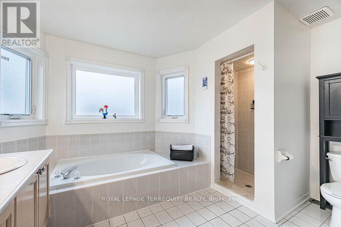 6039 Castlegrove Court, Mississauga, Ontario  L5N 7A8 - Photo 24 - W12958308