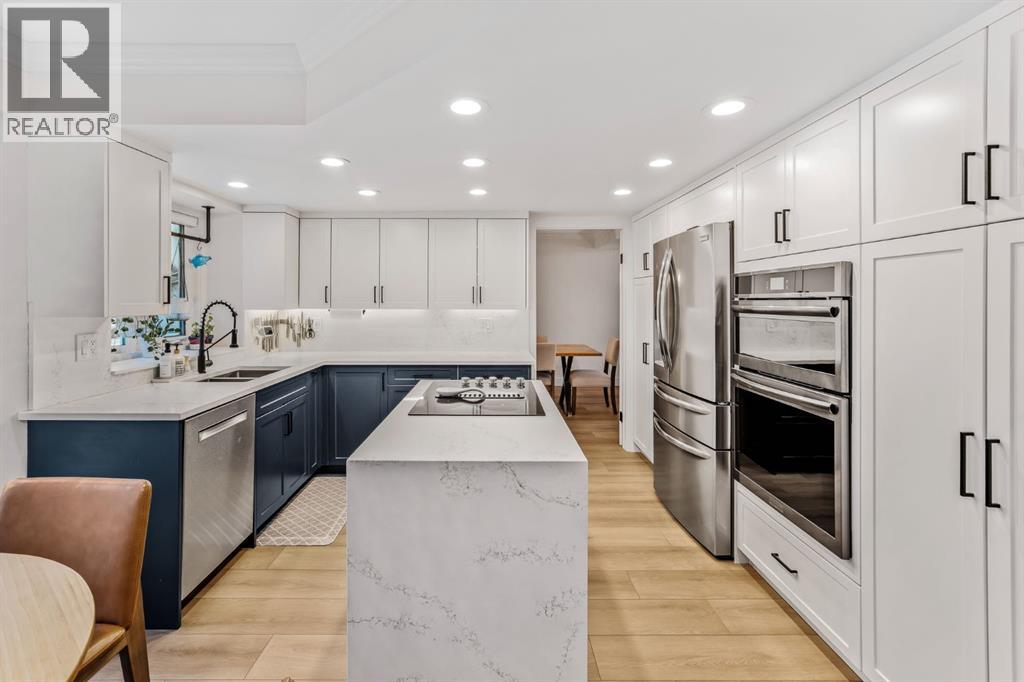 76 Stradbrooke Way SW, Calgary, Alberta  T3H 1S5 - Photo 13 - A2296622