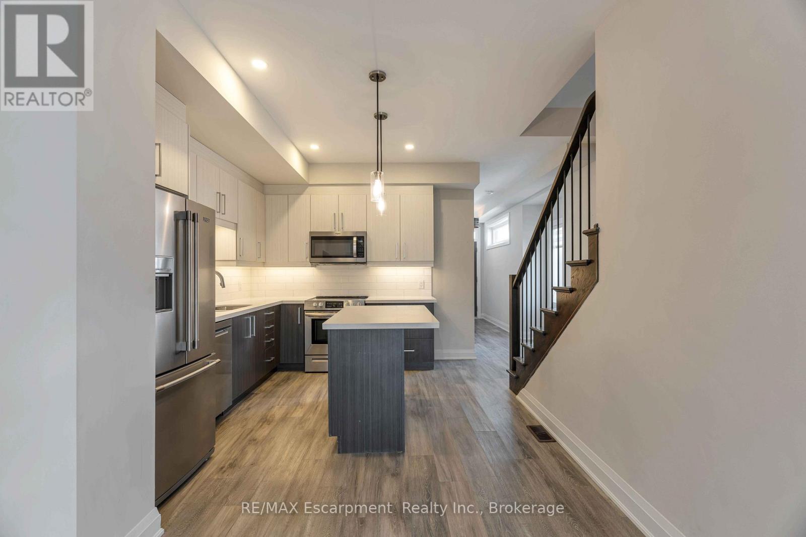 60 Park Avenue, St. Catharines, Ontario  L2P 1R2 - Photo 13 - X12959260