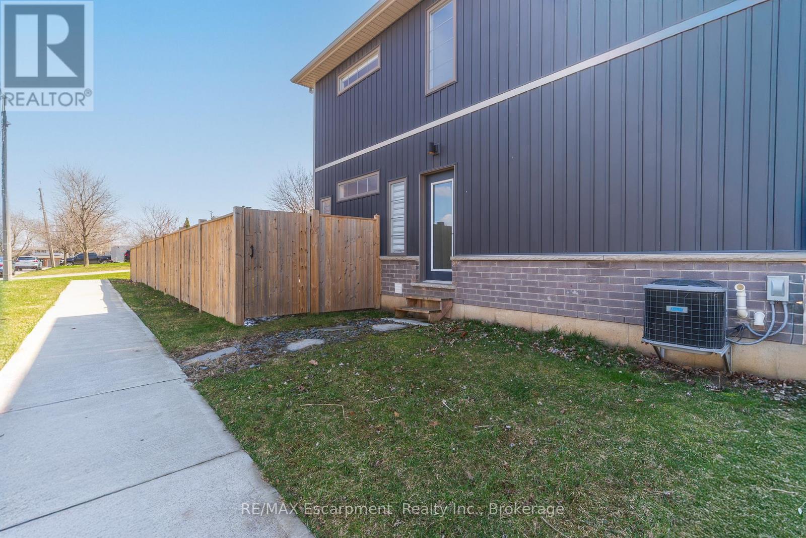 60 Park Avenue, St. Catharines, Ontario  L2P 1R2 - Photo 44 - X12959260
