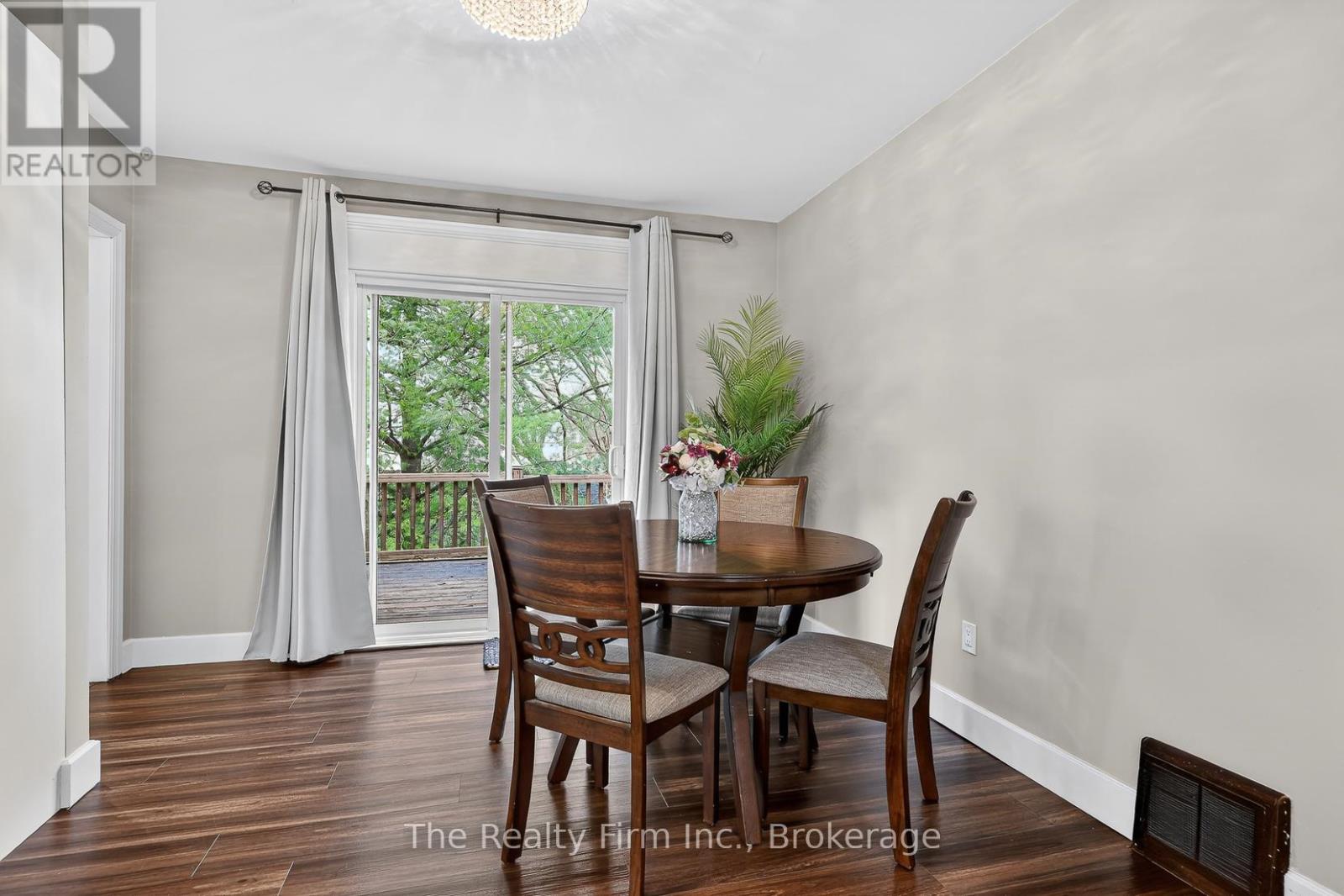 105 King Street E, Ingersoll, Ontario N5C 1G8 - Photo 14 - X12959296