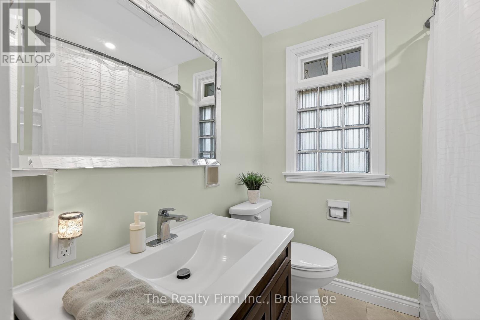 105 King Street E, Ingersoll, Ontario N5C 1G8 - Photo 19 - X12959296