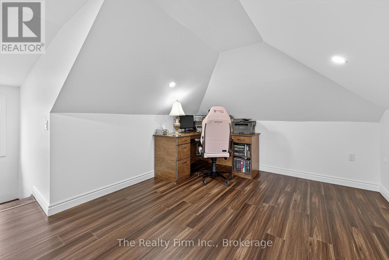 105 King Street E, Ingersoll, Ontario N5C 1G8 - Photo 21 - X12959296