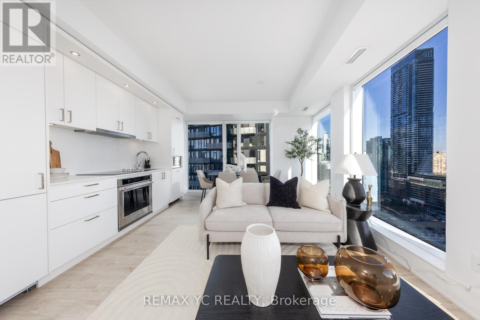 1612 - 470 Front Street, Toronto, Ontario  M5V 0V6 - Photo 3 - C12936272