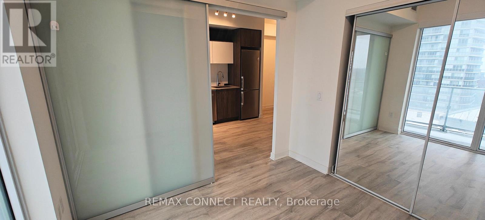 1706 - 100 Dalhousie Street, Toronto, Ontario  M5B 0C7 - Photo 7 - C12945364