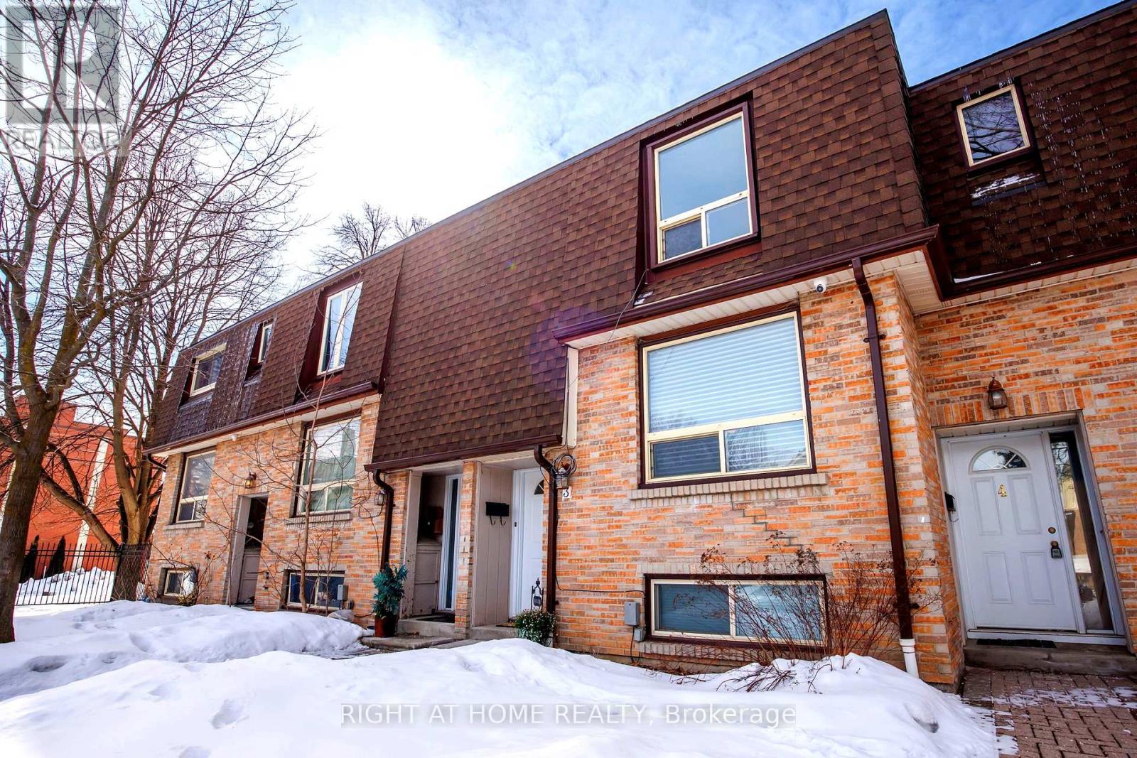 3 - 1400 Mary Street N, Oshawa, Ontario  L1G 7B6 - Photo 2 - E12834232