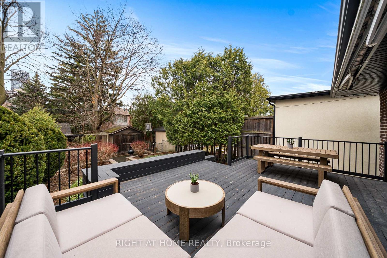 113 Eastbourne Avenue, Toronto, Ontario M5P 2G4 - Photo 38 - C12953538