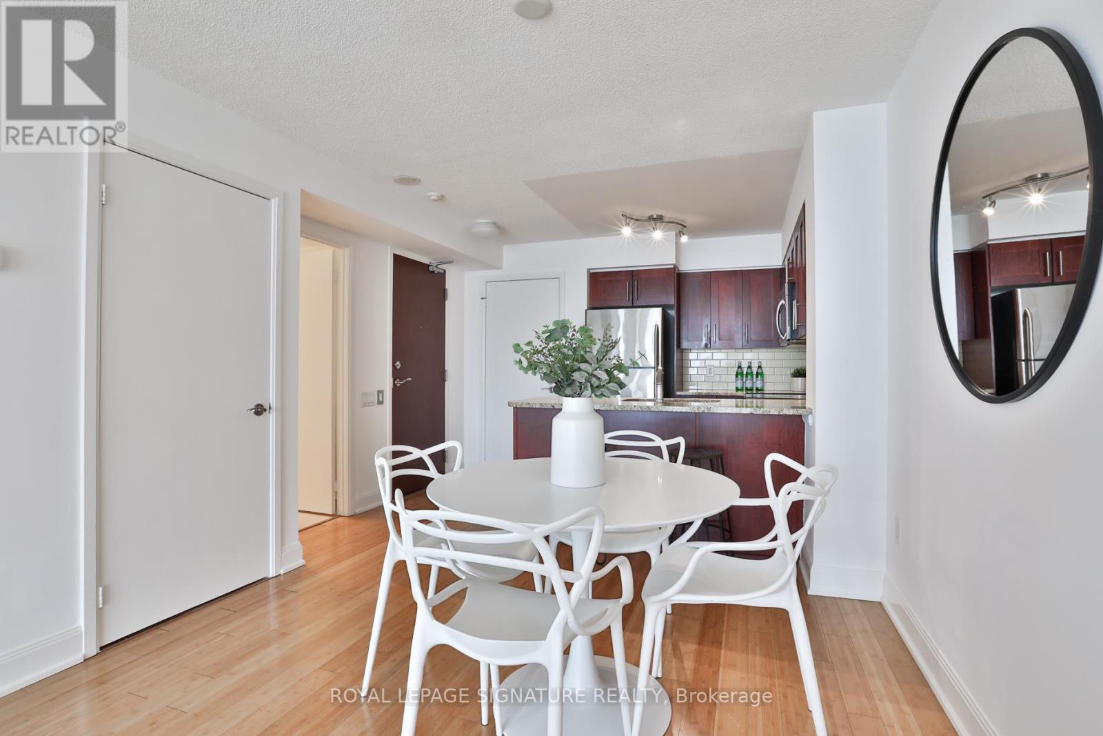 2701 - 2181 Yonge Street, Toronto (Mount Pleasant West), Ontario  M4S 3H7 - Photo 10 - C12955570