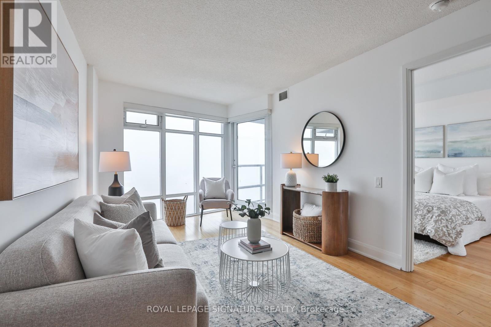 2701 - 2181 Yonge Street, Toronto (Mount Pleasant West), Ontario  M4S 3H7 - Photo 11 - C12955570