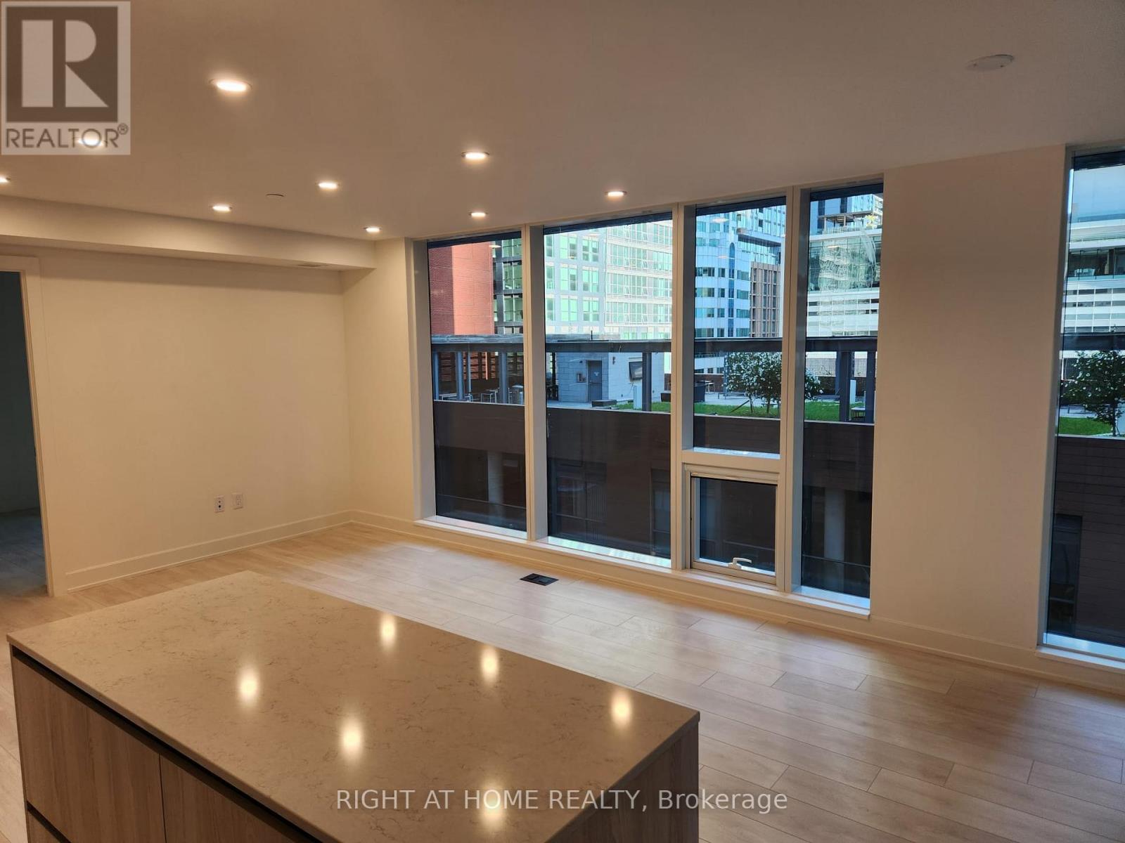 523 - 15 Mercer Street, Toronto (Waterfront Communities), Ontario  M5V 1H2 - Photo 7 - C12955556