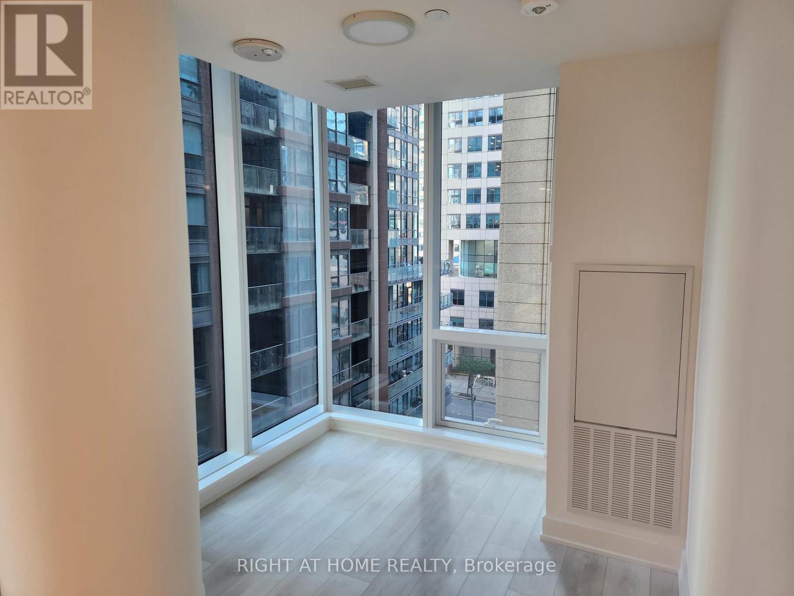 523 - 15 Mercer Street, Toronto (Waterfront Communities), Ontario  M5V 1H2 - Photo 8 - C12955556