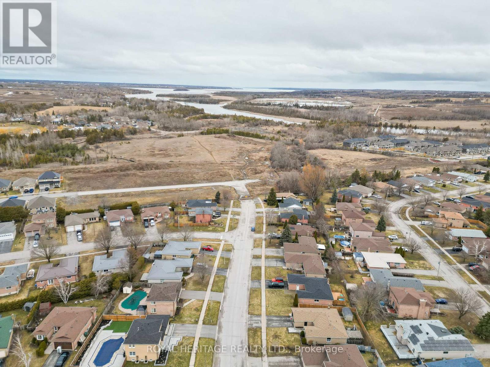 322 Victoria Avenue N, Kawartha Lakes, Ontario  K9V 5T6 - Photo 40 - X12952370