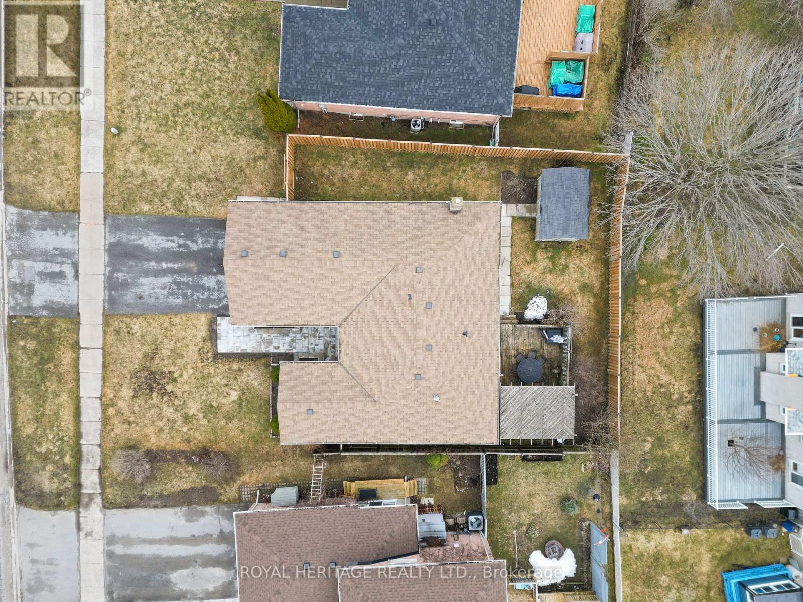 322 Victoria Avenue N, Kawartha Lakes, Ontario  K9V 5T6 - Photo 41 - X12952370