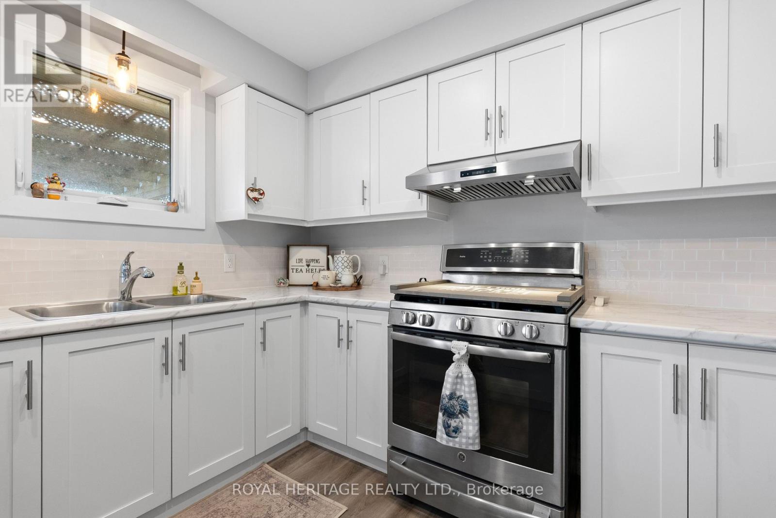 322 Victoria Avenue N, Kawartha Lakes, Ontario  K9V 5T6 - Photo 11 - X12952370